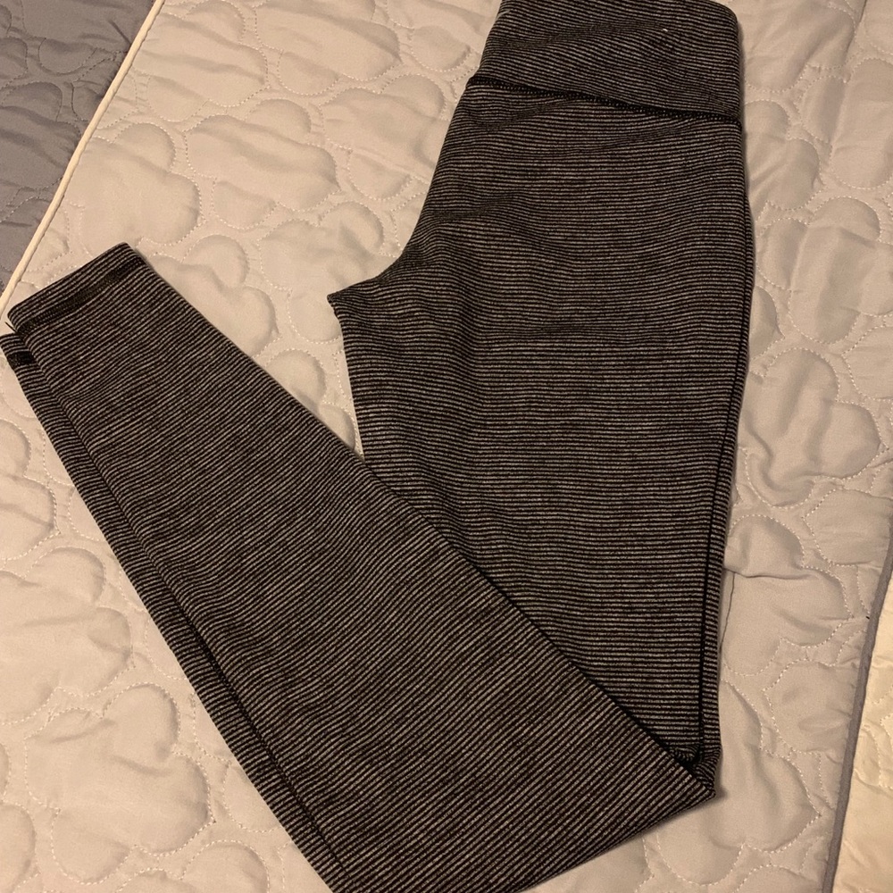 Old Navy Active leggings size XS